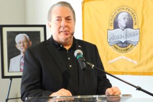 Eduardo Selman, cónsul dominicano en Nueva York.